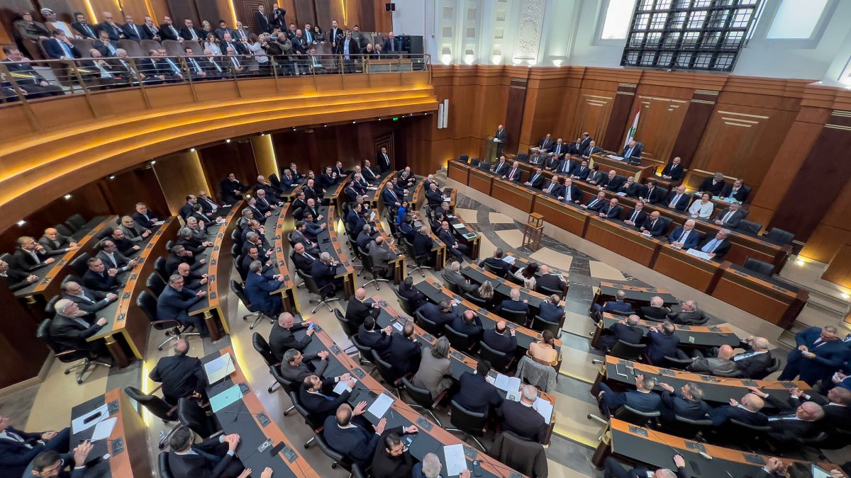 Lebanese lawmakers gather to elect a new president at the parliament building in Beirut, 9 January, 2025