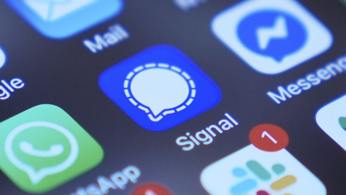 Signal app on a smartphone, on a mobile device screen
