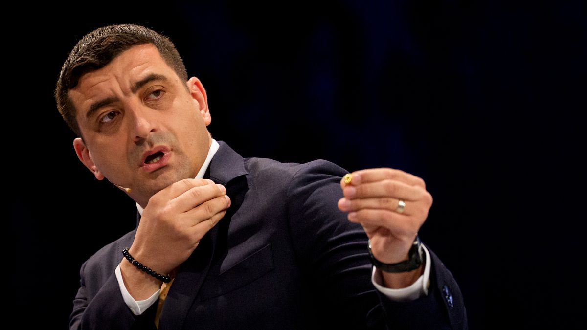 Das hoffnungsvolle Simions -Abgesandte des Rumäniens reichen auf die Suche nach Ungarns Orbán auf der Suche nach einem Pakt