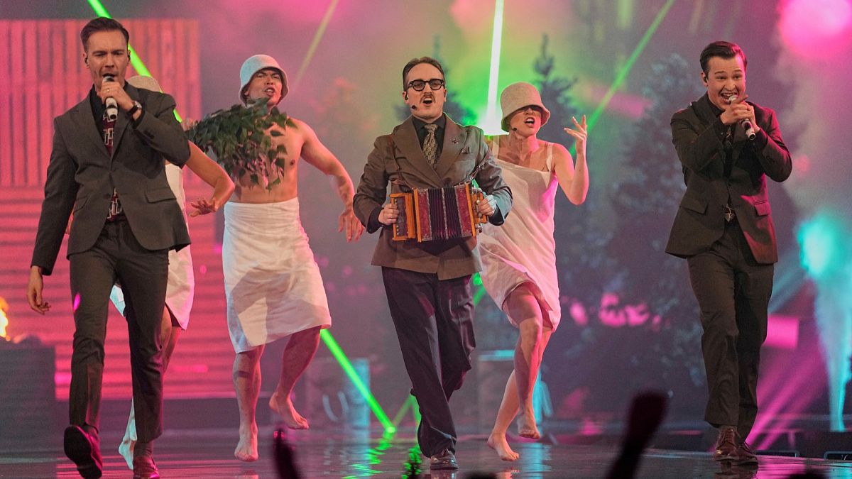 Kaj erhitzt das erste Eurovision-Halbfinale, da 10 ACT-Fortschritte und fünf nach Hause geschickt werden