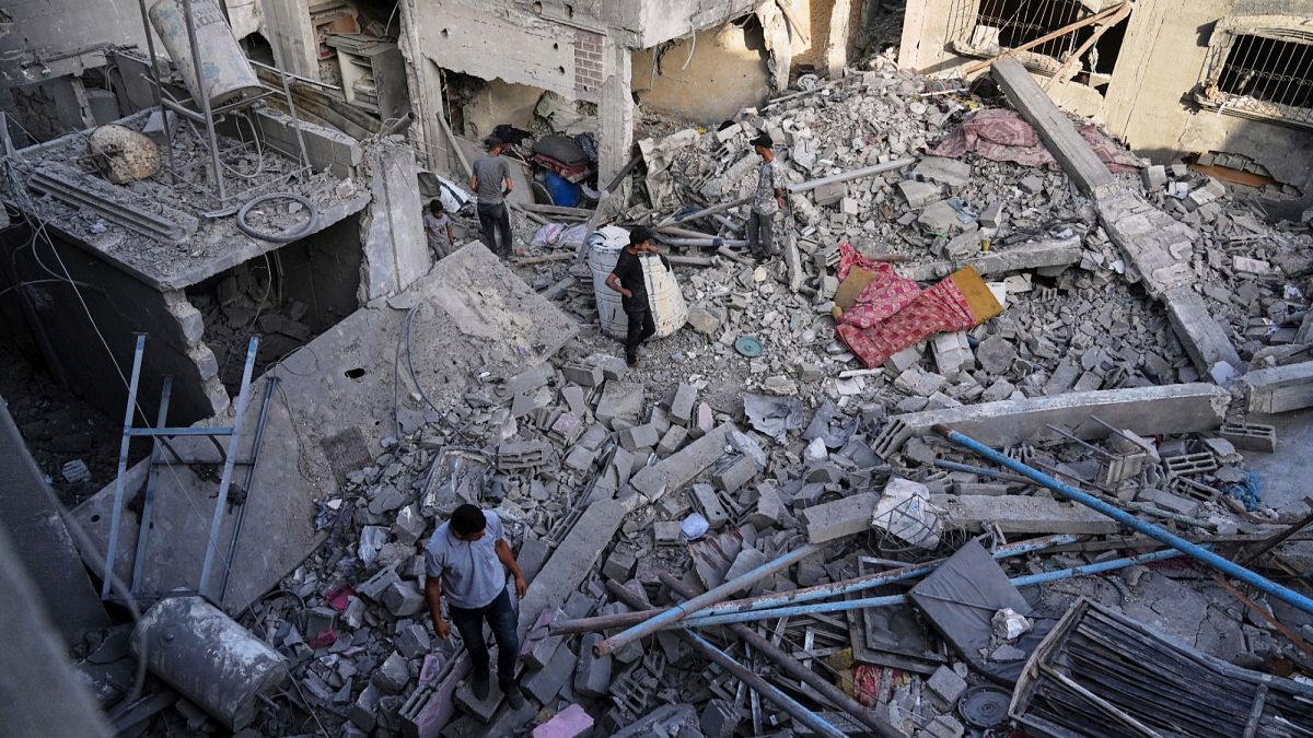 Mindestens 60 in israelischen Luftangriffen auf Gaza getötet, sagen medizinische Beamte