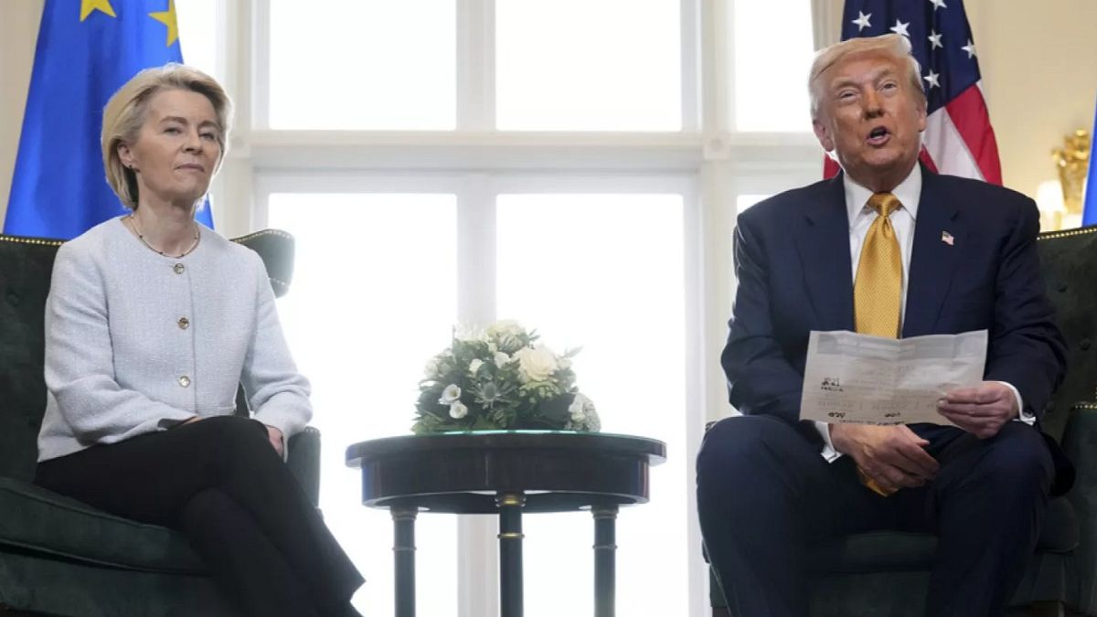 Deutsche Politiker, die von von der Leyen wegen eines neuen Handelsabkommens von EU-USA wütend sind