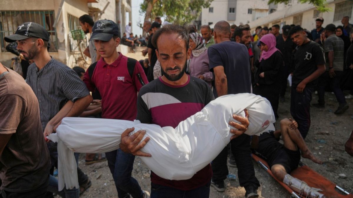 Israel bereitet sich darauf vor, die Palästinenser in das südliche Gaza zu bringen, während die militärischen Operationen erweitert werden