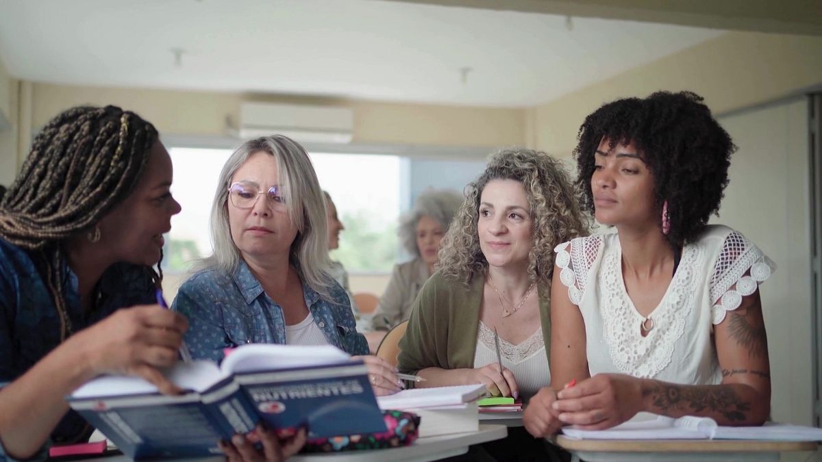 Wie die KI-Schule der UN-Nur-Frauen die Ungleichheit der Geschlechter in der KI angehen will
