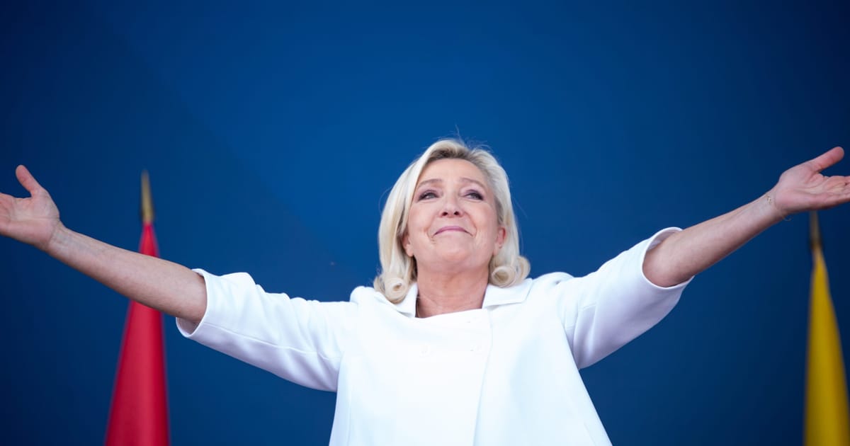 Marine Le Pen nutzt ihren Moment, um Frankreich zu schütteln