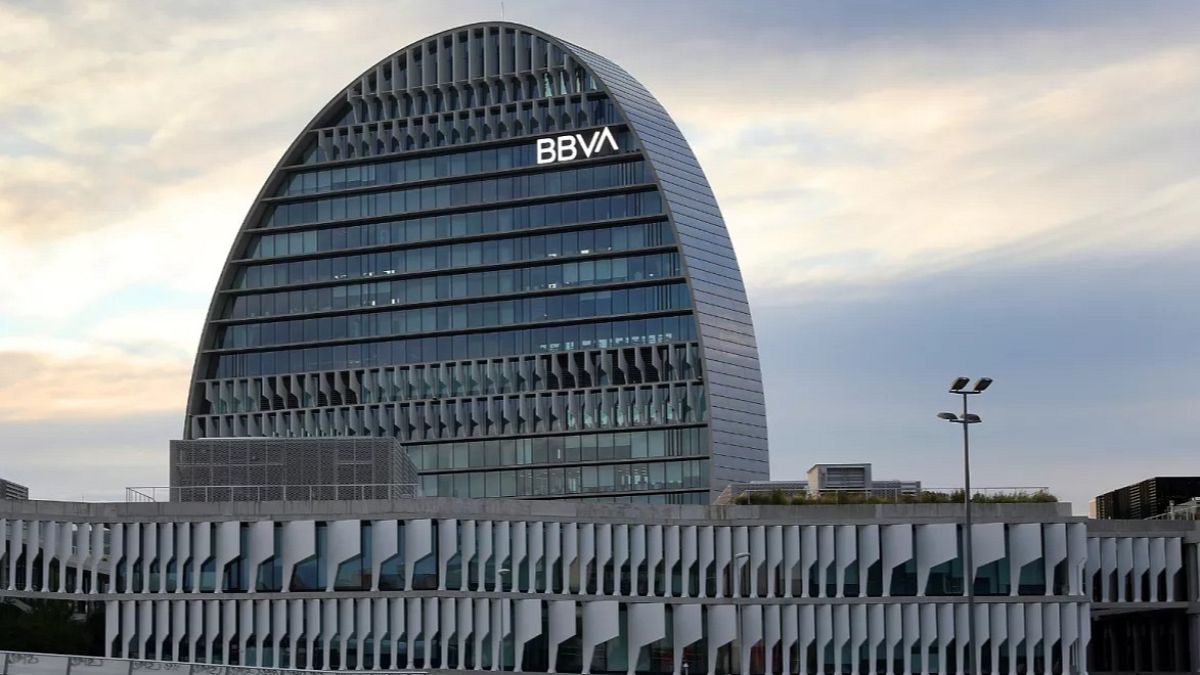 Das verbesserte Übernahmeangebot von BBVA für Banco Sabadell, genehmigt von der Regulierungsbehörde