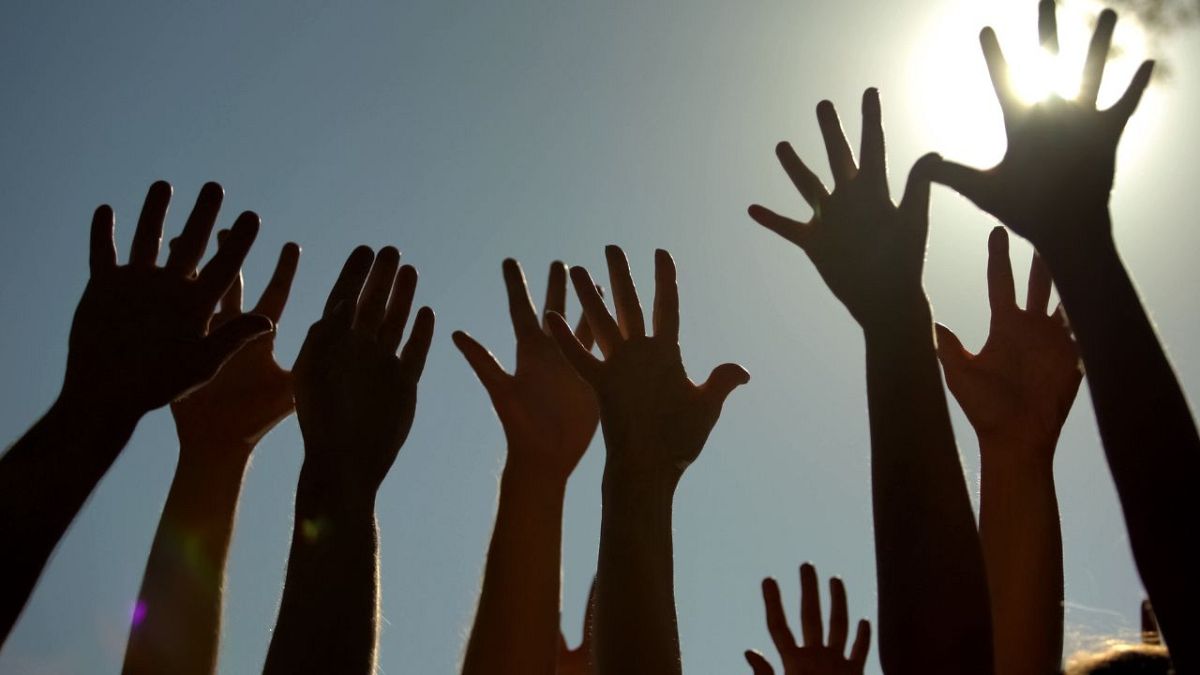 Euroviews. Das Demokratieparadox: Warum keine politischen Anzeigen Illiberale befähigen können