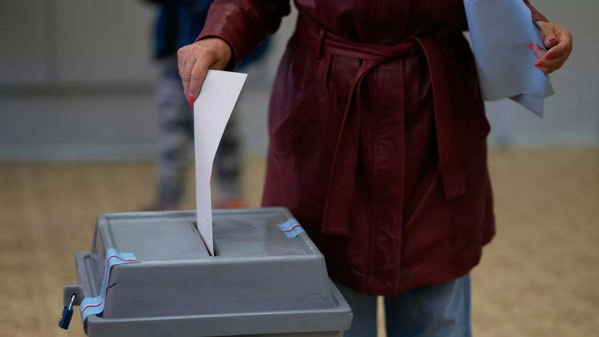 Die Abstimmung beginnt bei der Wahl der tschechischen Republik mit dem Populisten Andrej Babiš, um zu gewinnen
