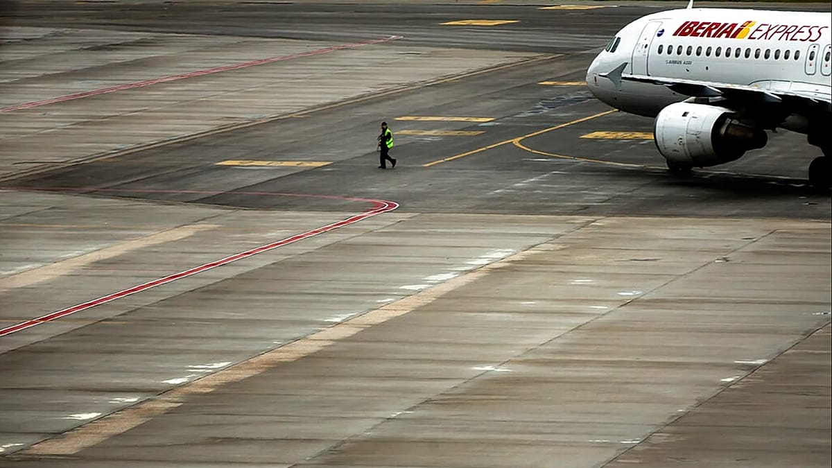 Die britische IAG schließt sich den großen europäischen Fluggesellschaften im Bieterwettlauf um Portugals TAP an