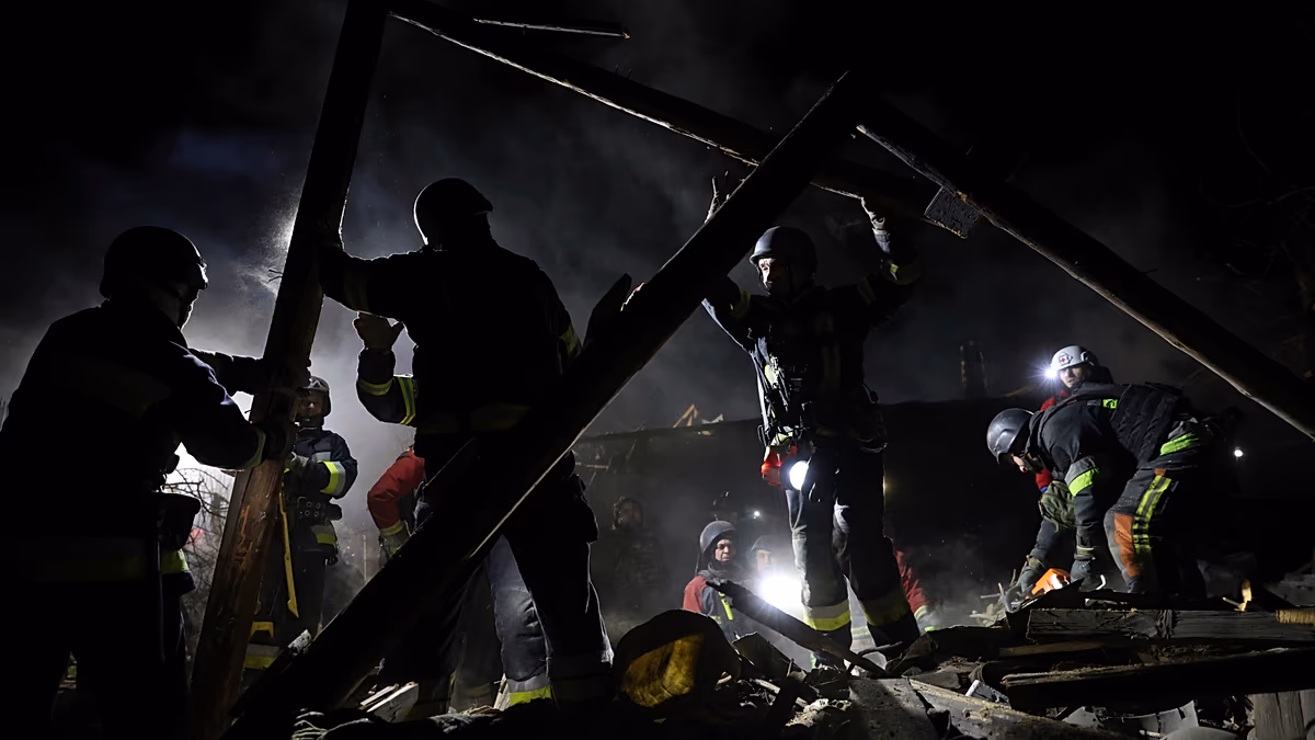 35 Verletzte, als russische Bomben Saporischschja trafen