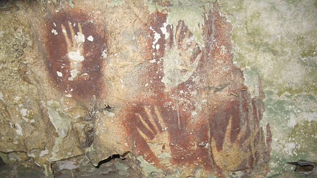 Handliche Arbeit: In Indonesien gefundene Schablonen-Felsmalereien könnten die älteste Höhlenkunst der Welt sein
