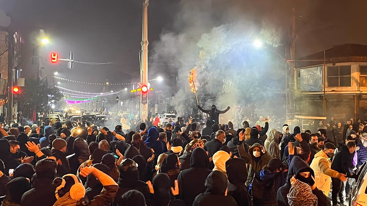 Kommunikationsausfall im Iran: Wie die Islamische Republik den Informationsfluss kontrolliert