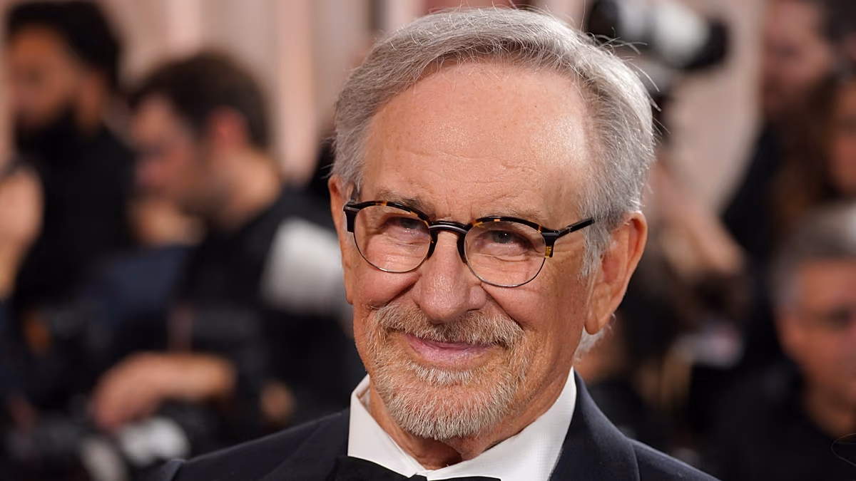 Steven Spielberg bestätigt seinen EGOT-Status, nachdem er den ersten Grammy gewonnen hat