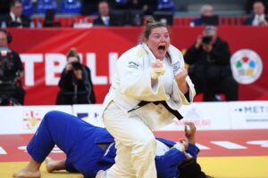 Georgien zeigt am dritten Tag in Tiflis seine Schwergewichtsstärke