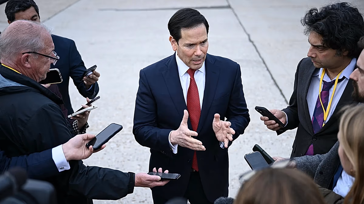 Rubio kritisiert Selenskyjs Donbas-Äußerungen und sagt, die USA könnten die Waffen der Ukraine an den Iran weiterleiten