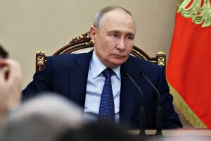 Die EU stimmt neuen Sanktionen gegen Russland zu, lässt das Verbot von Seeverkehrsdiensten jedoch auf Eis