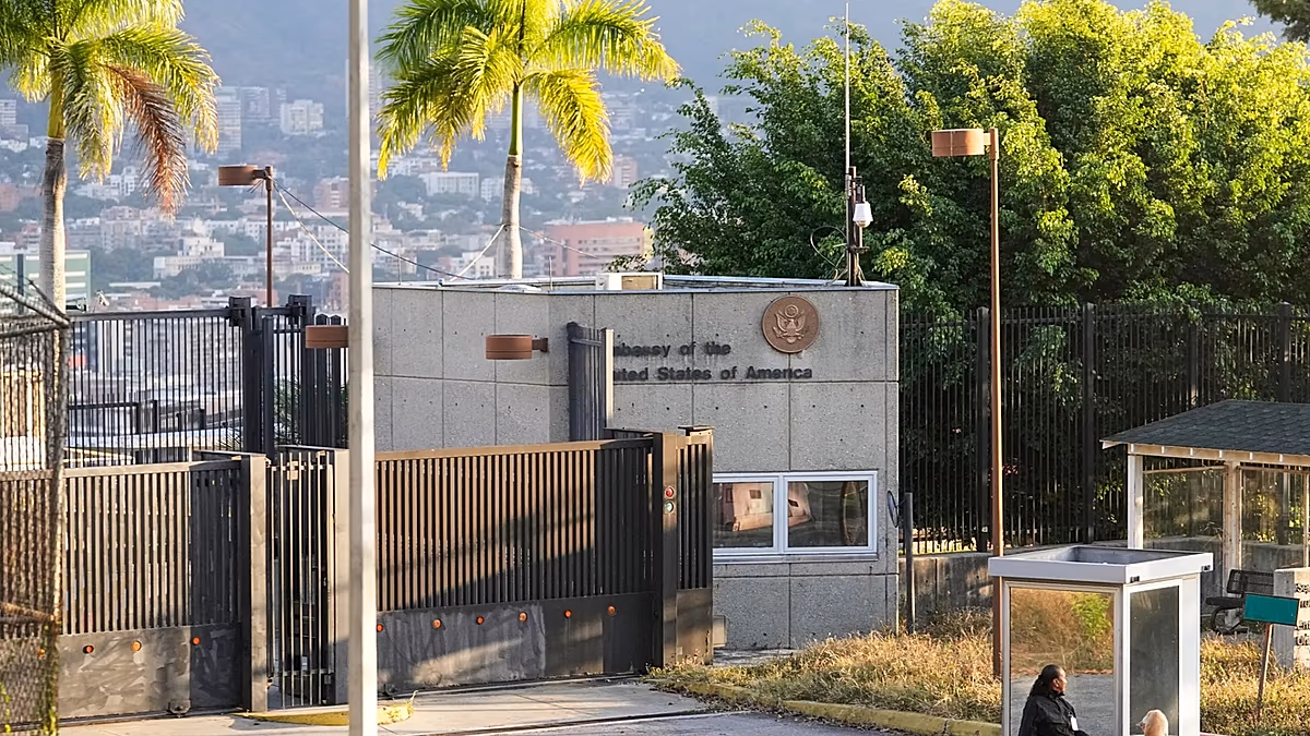 Die US-Botschaft in Venezuela nimmt nach siebenjähriger Schließung offiziell ihren Betrieb wieder auf