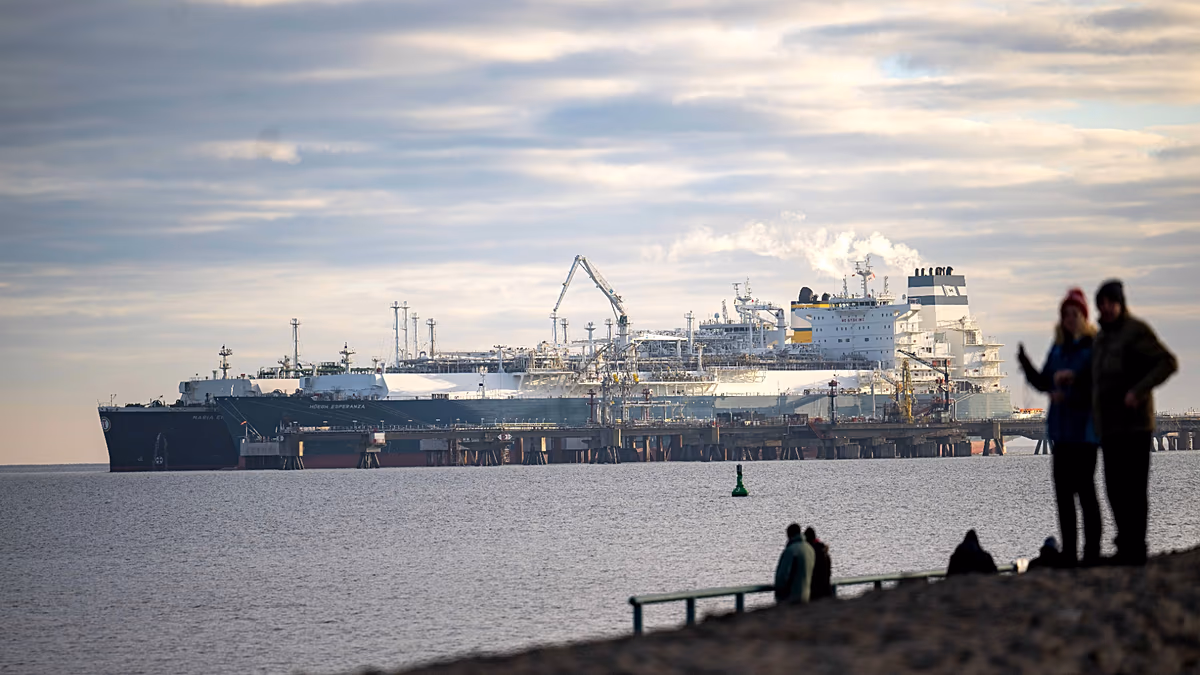Europas Gaspreise stehen vor dem Abgrund, da die LNG-Flüsse aus Katar ins Stocken geraten
