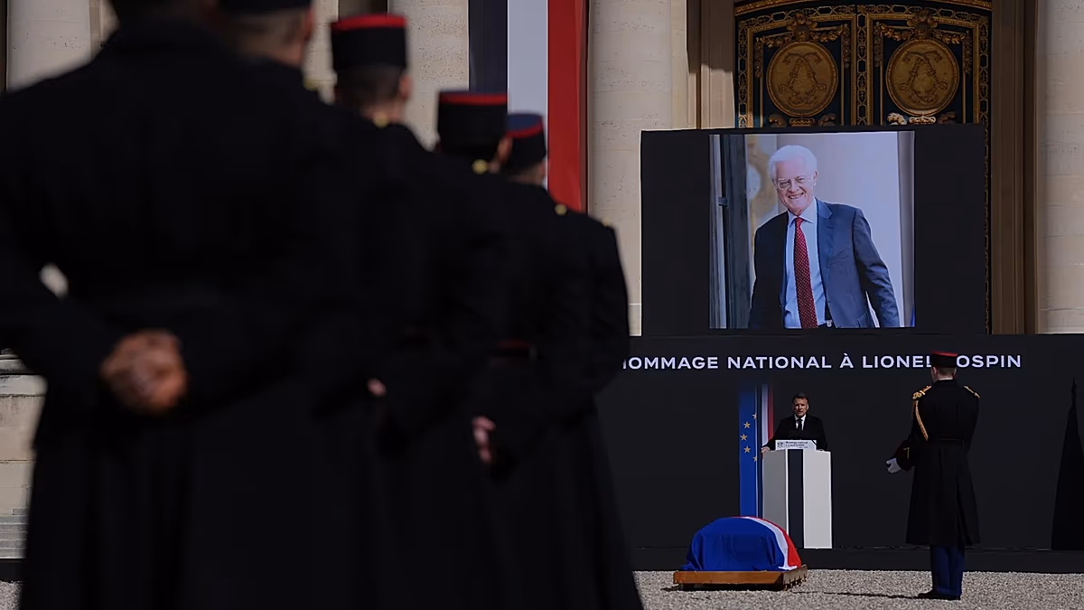 Frankreich verabschiedet sich vom ehemaligen Premierminister Lionel Jospin, der „für Gerechtigkeit und Freiheit gekämpft“ hat