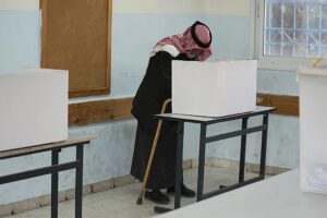 Palästinenser stimmen bei Kommunalwahlen im Westjordanland und im zentralen Gazastreifen ab, den ersten seit Kriegsbeginn