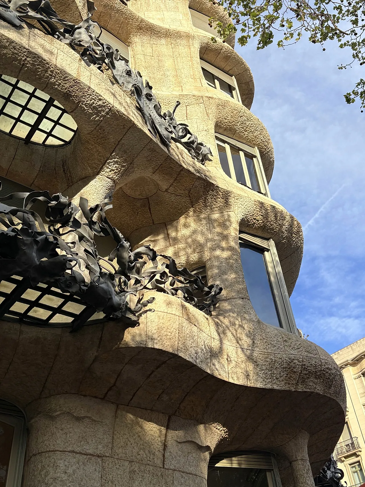 Außenansicht der Casa Mila, Barcelona, ​​Katalonien, Spanien, 2026.