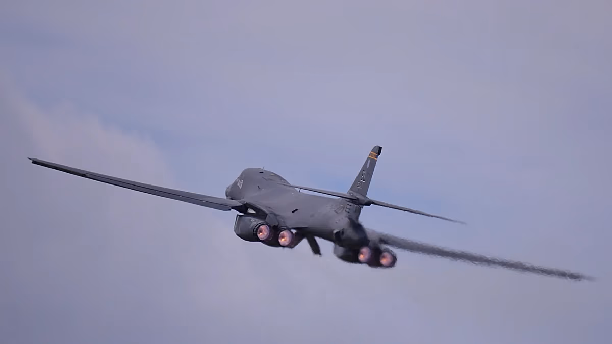 Das US-Militär führt innerhalb weniger Tage einen zweiten Schlag gegen den Iran durch, während Trump über die Verhandlungen wütend ist