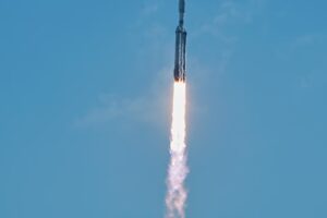 Der Börsengang von SpaceX ist zum Start bereit, während der Countdown für den möglicherweise größten Börsengang aller Zeiten beginnt