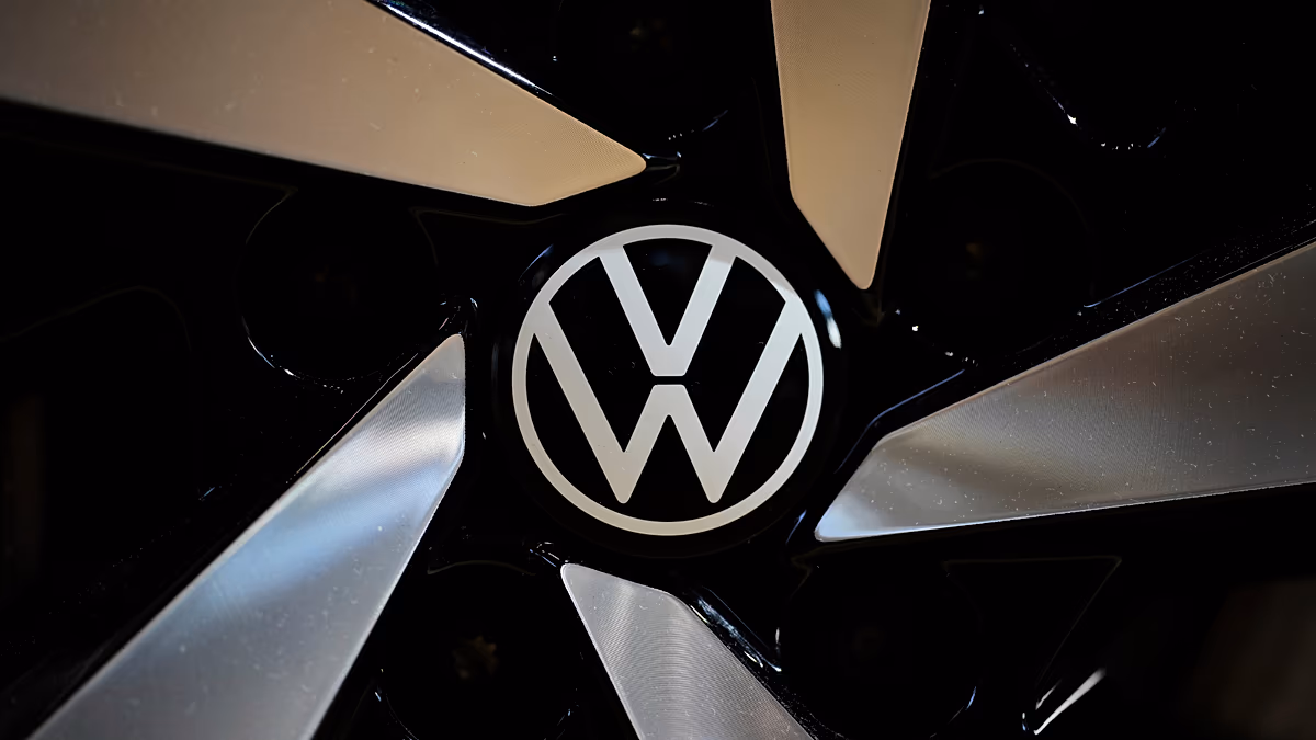 Der Gewinn von Volkswagen sinkt, da der Automobilhersteller weitere Kostensenkungen signalisiert