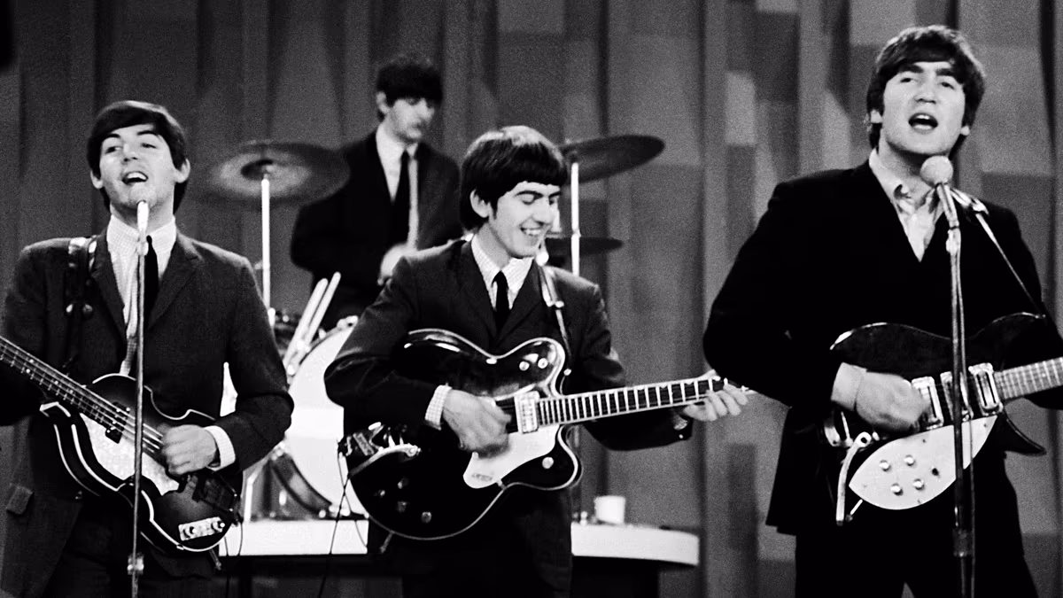 Die Beatles eröffnen ein neues, immersives Fanerlebnis am legendären Ort ihres letzten Auftritts
