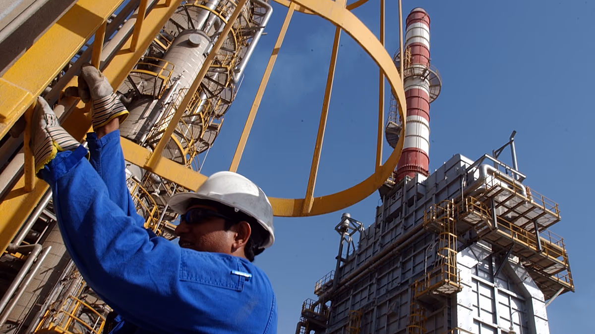 Die Ölpreise steigen trotz des Austritts der VAE aus der OPEC, da der Waffenstillstand im Iran-Krieg in Gefahr ist
