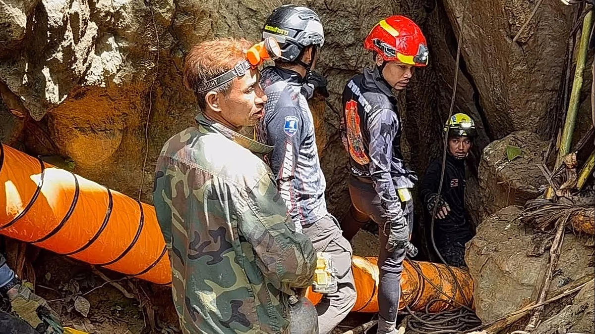 Die Suchaktion nach sieben Dorfbewohnern, die in einer überfluteten Höhle in Laos gefangen sind, wird fortgesetzt