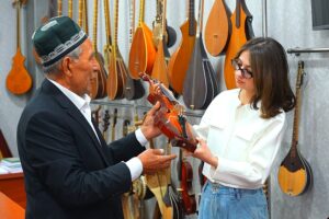Instrumente der Seidenstraße: Klang und Tradition bewahren