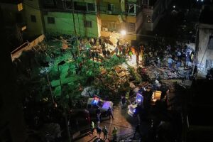 Israel greift zum ersten Mal seit dem Waffenstillstand Beirut an und tötet Berichten zufolge den Hisbollah-Kommandanten