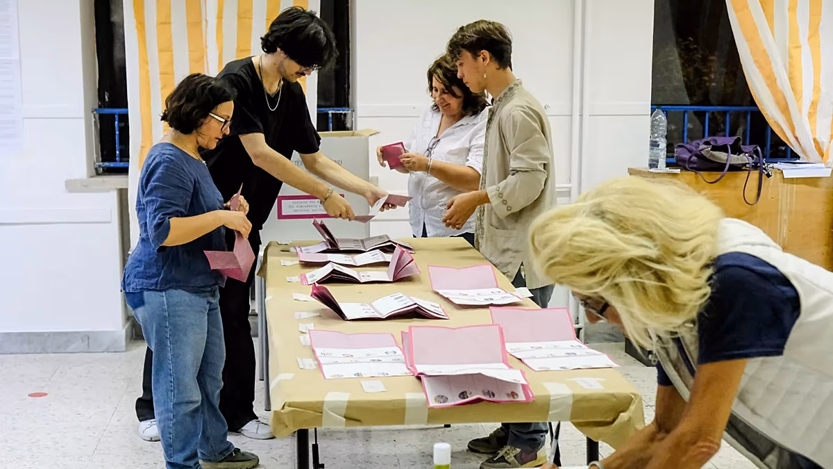 Kommunalwahlen: Über 6 Millionen Italiener nehmen an Bürgermeisterumfragen teil, die für Meloni eine neue Bewährungsprobe darstellen