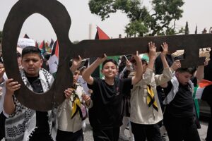 Palästinenser versammeln sich zum 78. Jahrestag der Nakba und fordern „Recht auf Rückkehr“