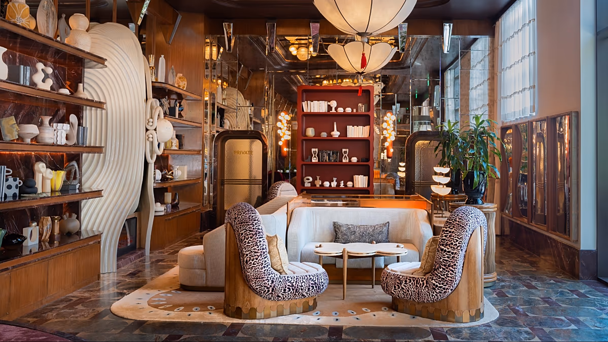 Roswyn: Mumbais neues „Luxus-Lifestyle“-Hotel eröffnet mit Suiten, Wellness und einer eleganten Hörbar