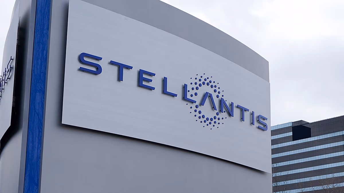 Stellantis bringt bis 2030 60 neue Modelle auf den Markt: Elektroauto aus Pomigliano