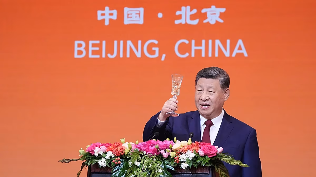 Xi sagt, dass die Fortschritte Chinas und der USA „Hand in Hand“ gehen, während Trump die Einladung ins Weiße Haus ausspricht