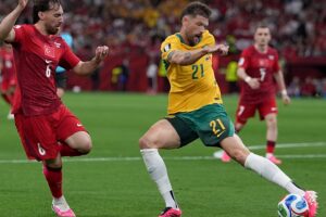 Australien startet mit einem Paukenschlag in die Weltmeisterschaft, nachdem Brasilien gegen Marokko ein Unentschieden erreicht hat