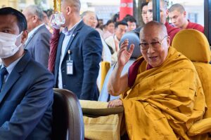 Dalai Lama nimmt an der Vereidigung der tibetischen Exilregierung in Indien teil