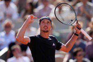 Der Deutsche Zverev gewinnt seinen ersten Grand Slam und schlägt den Italiener Cobolli