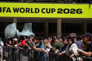 Die FIFA steht weniger als zwei Wochen vor dem Turnier vor einer US-Untersuchung wegen der Eintrittspreise für die Weltmeisterschaft