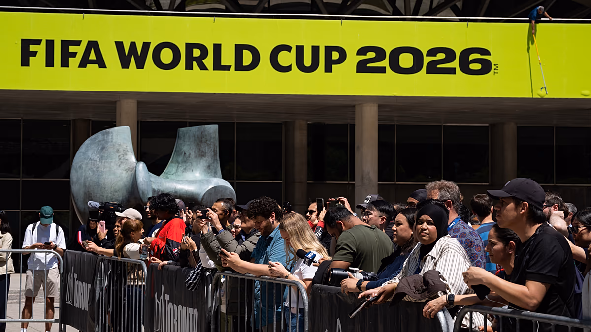 Die FIFA steht weniger als zwei Wochen vor dem Turnier vor einer US-Untersuchung wegen der Eintrittspreise für die Weltmeisterschaft