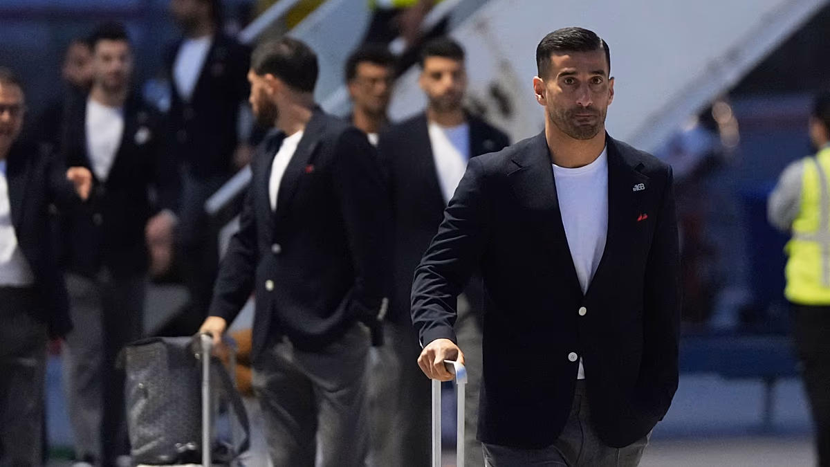 Die Grenzprobleme bei der Weltmeisterschaft bleiben bestehen, während Cannavaro die Sicherheitskontrolle in Usbekistan in Frage stellt