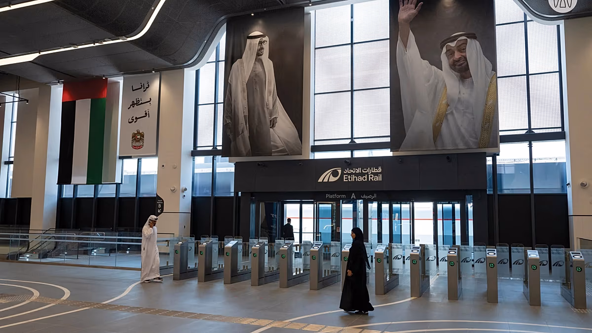 Die Züge der VAE zwischen Abu Dhabi und Dubai sollen im September dieses Jahres in Betrieb gehen