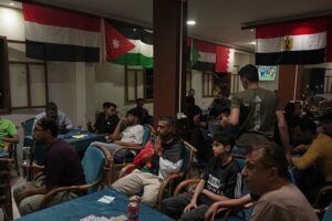 Gaza-Bewohner finden beim Auftakt der Weltmeisterschaft kurze Fluchtmöglichkeit