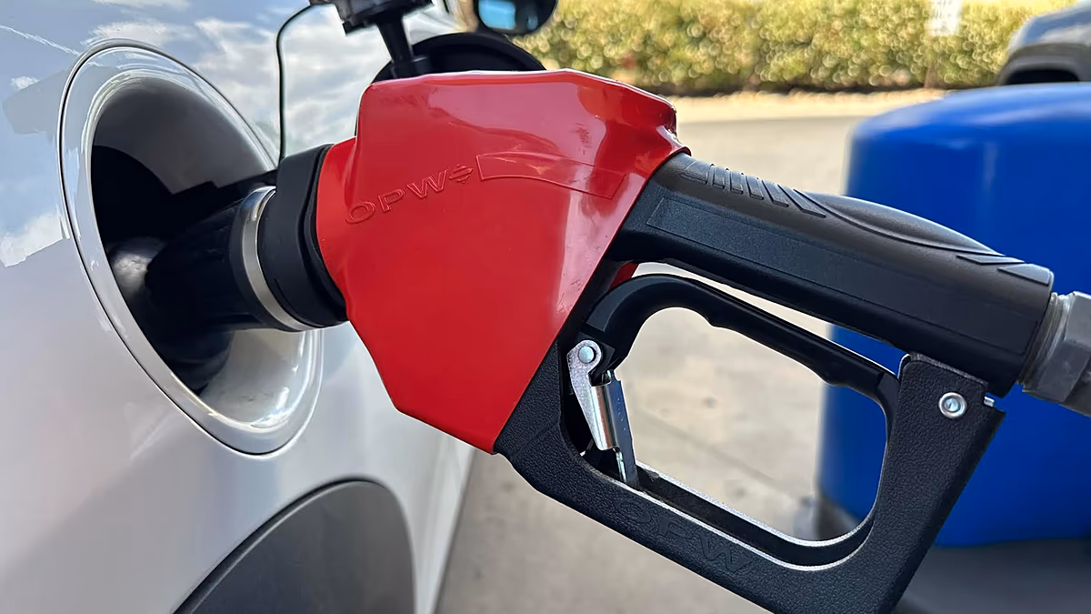 In Portugal sinken die Kraftstoffpreise seit Montag um 12 Cent pro Liter