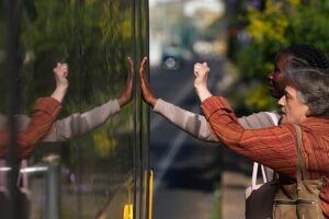 Leere Bahnhöfe und ausgefallene Züge, während ein landesweiter Streik Portugal erfasst Ein Generalstreik in Portugal störte den Transport, Schulen und Krankenhäuser, während die Gewerkschaften gegen Arbeitsreformen protestierten, die ihrer Meinung nach die Arbeitnehmerrechte schwächen. 03.06.2026