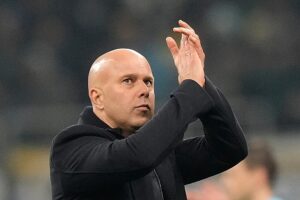 Liverpools Cheftrainer Arne Slot verlässt den Verein mit sofortiger Wirkung
