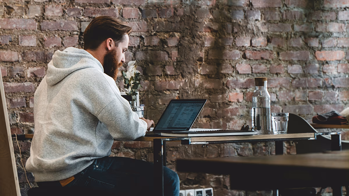 Planen Sie, während der Weltmeisterschaft aus der Ferne zu arbeiten? Dies sind die besten Gastgeberstädte für digitale Nomaden